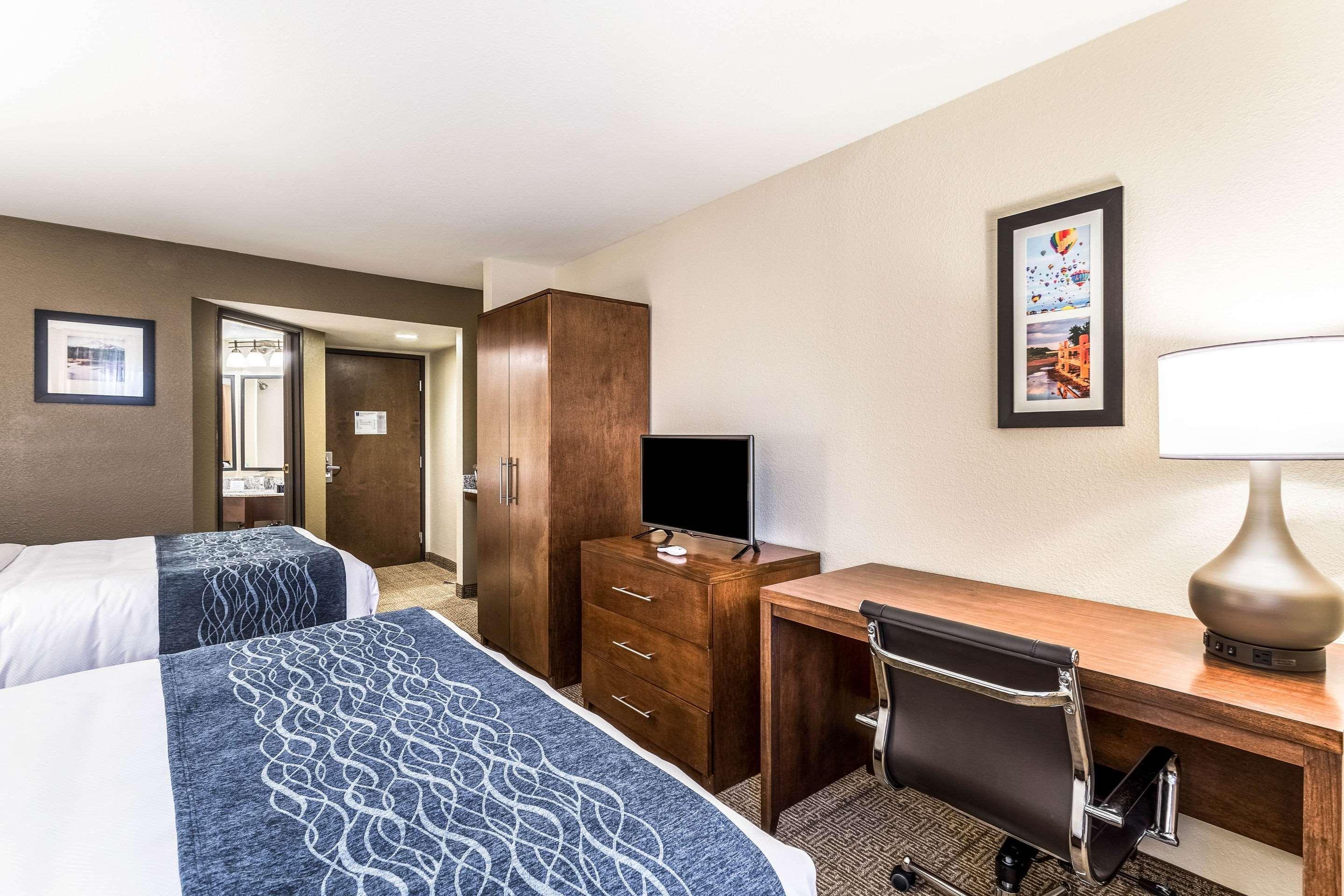 Comfort Inn & Suites Albuquerque Downtown Exteriör bild