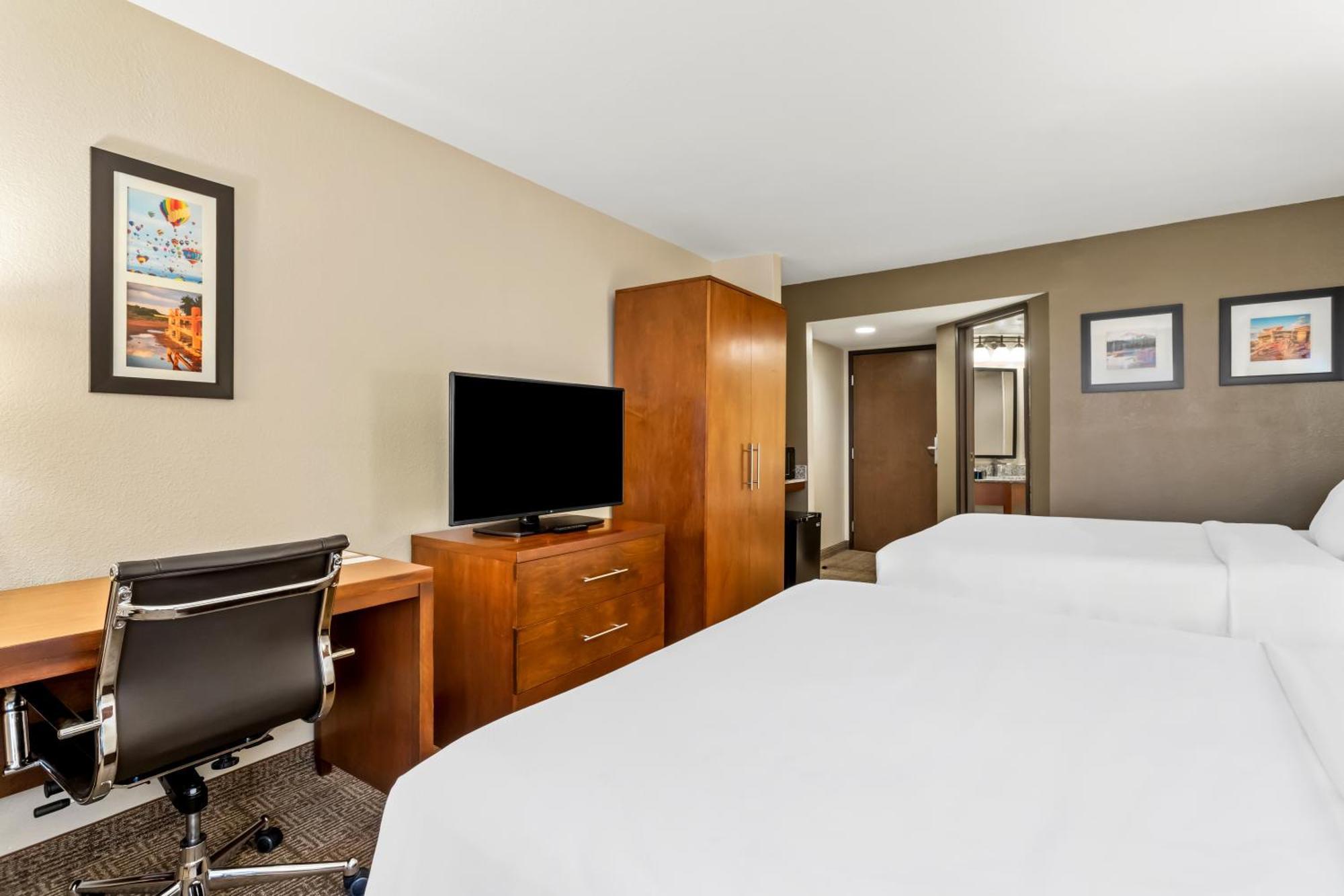 Comfort Inn & Suites Albuquerque Downtown Exteriör bild